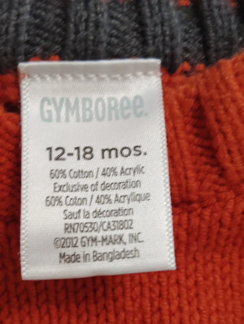 Gymboree Penguin Pals Boys/ Unisex Winter Sweater.    12-18  M